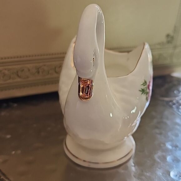 Vintage Floral Swan Figurine Trinket Dish Lefton Porcelain Coquette Bridal - Picture 7 of 14